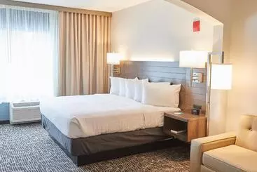Gundersen Hotel & Suites