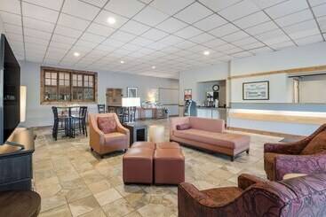 モーテル Econo Lodge Hurley Ironwood