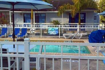 The Rivers Edge Motel