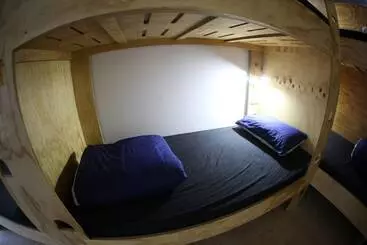 ユースホステル Adventure Inn Marahau