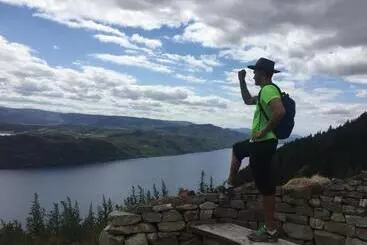 Loch Ness Lochside Hostel, Over 16s Only, Social Backpackers Atmosphere