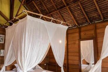 Otel Casa Nemo Beach Resort & Spa