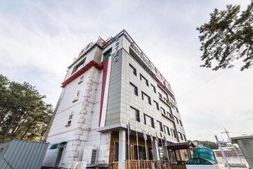 Daebudo Hotel Marina