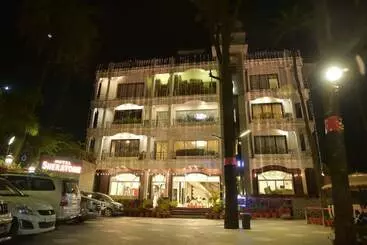 Hotel Sheratone   A Luxury