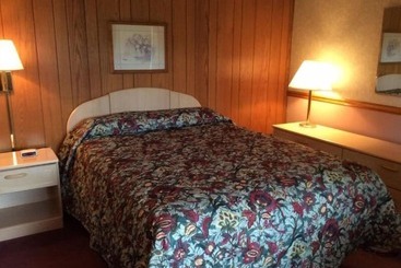 汽车旅馆 The Royal Inn