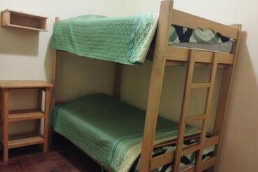 Vacahouse Hostels B&b