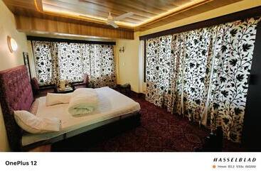 בית מלון כפרי Kabir