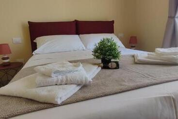 مبيت وإفطار Fevi Rooms