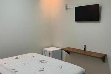 Общежитие Chácara E Pousada Paraíso