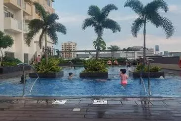 ベッドアンドブレックファースト Manhattan Plaza 1 Araneta Cubao Sereene City Bnb