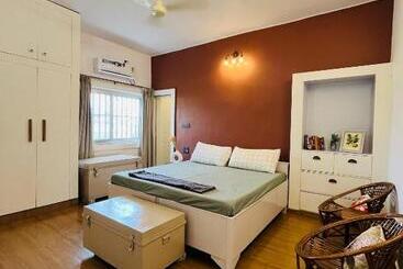 The Bougainvillea Cottage Farmstay Near Dehradun , 2 Bedroom Private Cottage Next To Fields And Orch