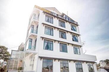 Ngan S Hotel Spa