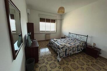 بنسيون Sicilya Rooms