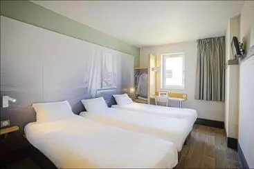 B&b Hotel Chartres Océane