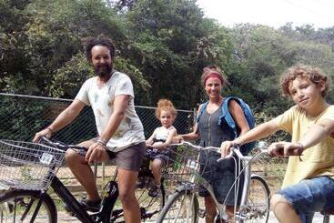 هتل Priyanna Guest, Forest View