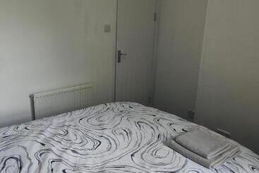 ベッドアンドブレックファースト Pete S Palace