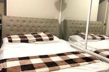 هتل آپارتمان Newport Executive Villas Condo
