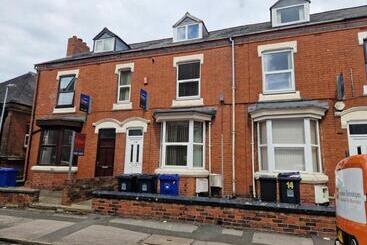 Pensió Town Centre, Very Convenient