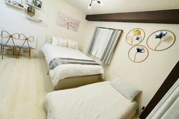 Apartmanszálloda Hyakuninchō House New Open