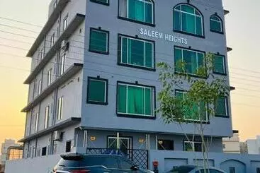 The Luxury Girls Hostel  Lda Avenue