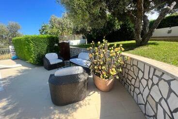 Aamiaismajoitus (B&B) Casa Dei Fiori