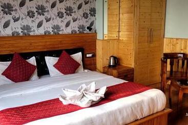 Hotel Hill View A Family