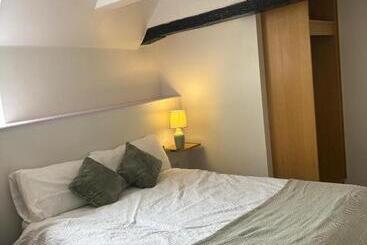 민박 Coffee Pot Yardley Gobion