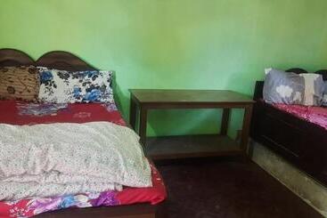 Coffee Farmstay In Tamang,chepang Village Parewakot ,chitwan