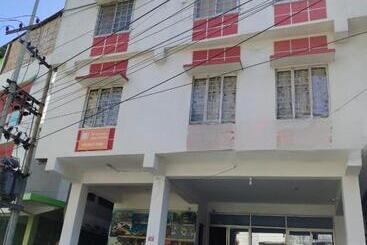 Hotell The Executive Inn