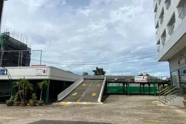 Hotel โรงแรมโกลเด้นแกรนด์ พิษณุโลก