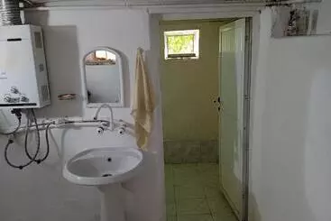 پانسیون Guest House Rovshen
