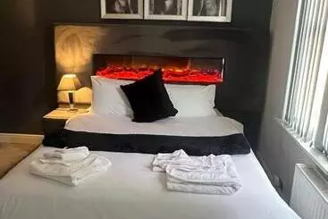 Pensión Town Centre En Suite Room 4