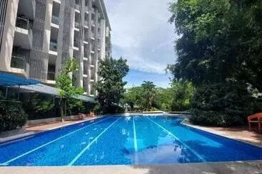 Aparthotel Studio Type Condo In Tambuli Seaside Resort Living