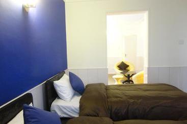 تختخواب و صبحانه Yado240