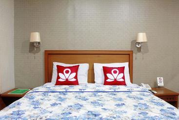 Hotel Zen Rooms Sawojajar