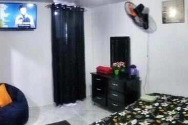 هاستل Oasis Del Este