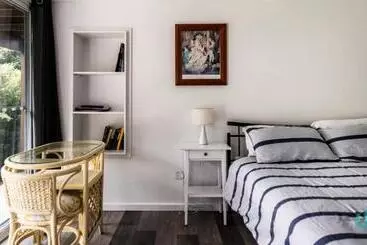 ペンション Caves Cottage Guest Suite