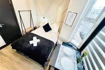 Pensionat London City Center Studio, High Standard