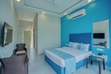 Seaborne Beach Resort