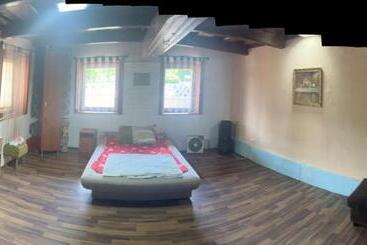 膳宿费 Yurek Vendégház