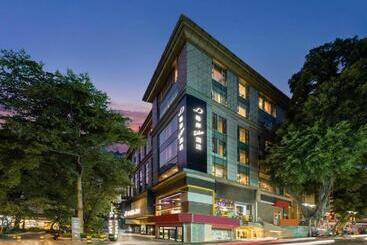 Xana Deluxe Hotel Guangzhou Zhongshan Hospital Dongshankou Metro Station