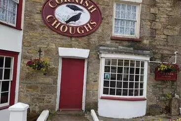 Alberg Cornish Choughs