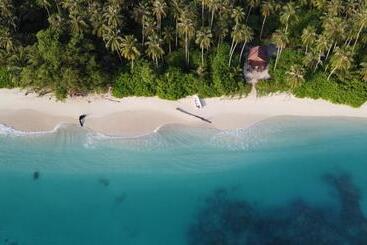 פנסיון Pinang Island   Private Island Sea View Bungalows