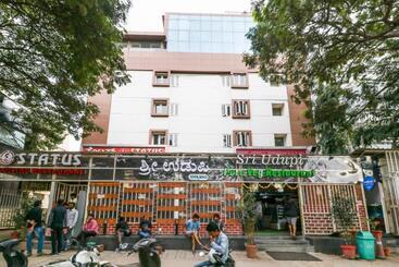 Oyo Hotel Status Executive Room S