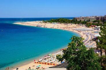 פנסיון Costa Degli Aranci Rooms