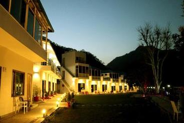 Mahayana River Resort