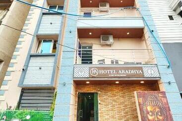 Goroomgo Hotel Aradhya Puri   Luxury Room With Sea View   Prime Location With Parking Facilities   B
