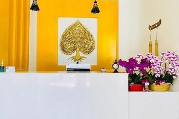 הוסטל Kampot View Boutique