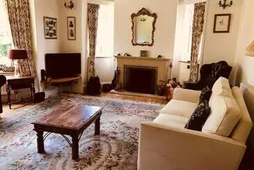Aamiaismajoitus (B&B) Tresillian House