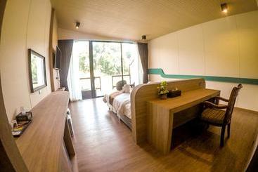 호텔 Binlha Raft Resort